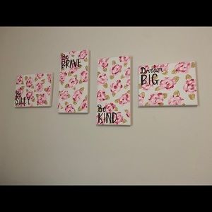 Set of four canvases